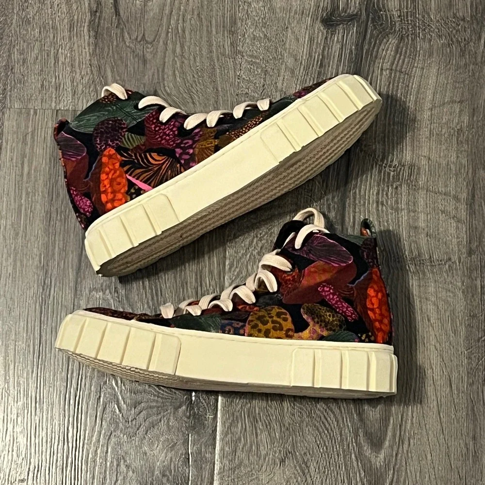 FARM Rio Designer Leopard Mushroom Flatform High Top Sneakers Size 6.5